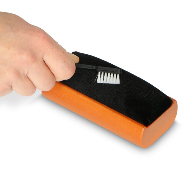 Набір для очистки вінілових пластівок Lenco TTA-5in1 Wooden Cleaning Brush With Velvet Padding - фото 3